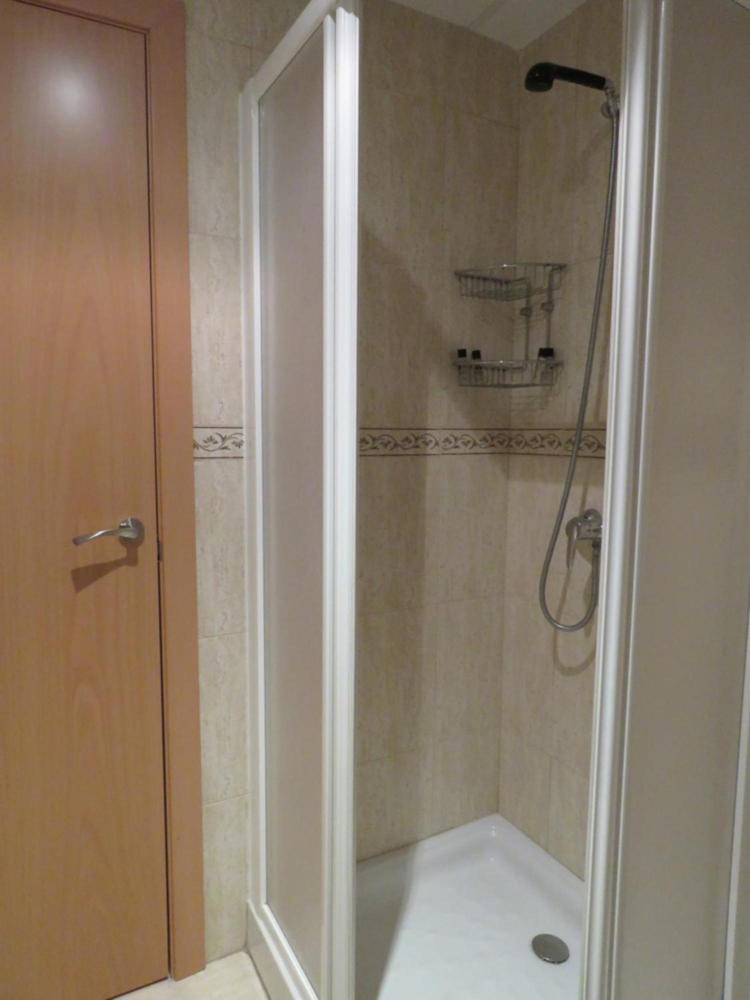 Hotel Alain Silla Kültér fotó