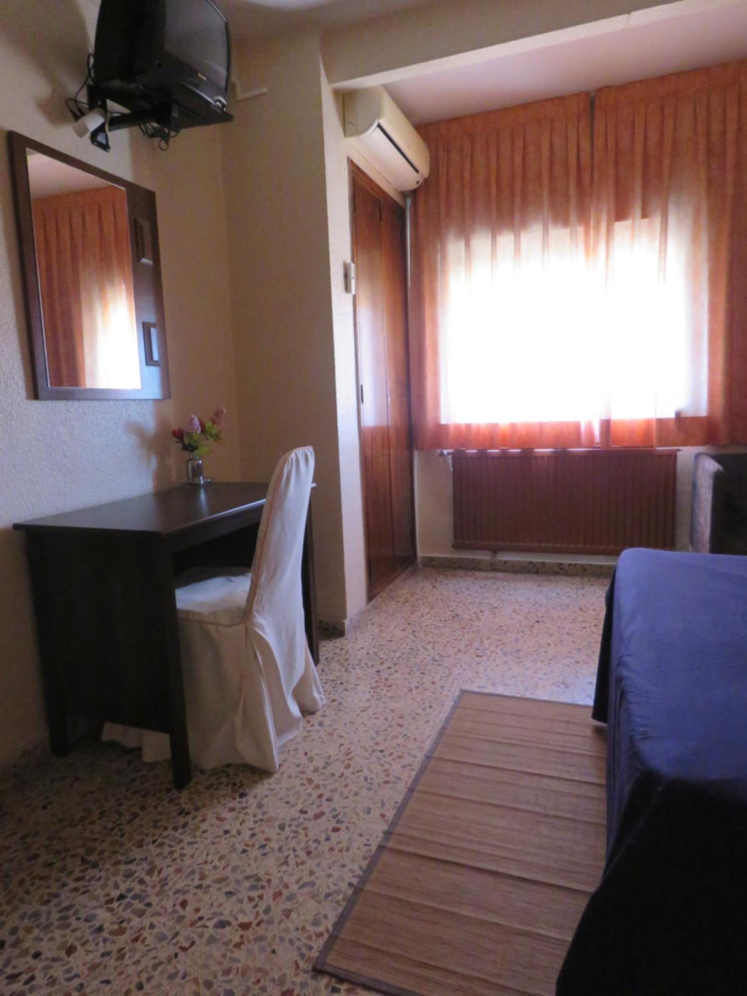 Hotel Alain Silla Kültér fotó
